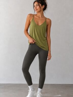 Lululemon Strappy Back Tank Top Olive Green Flowy Yoga Size 4